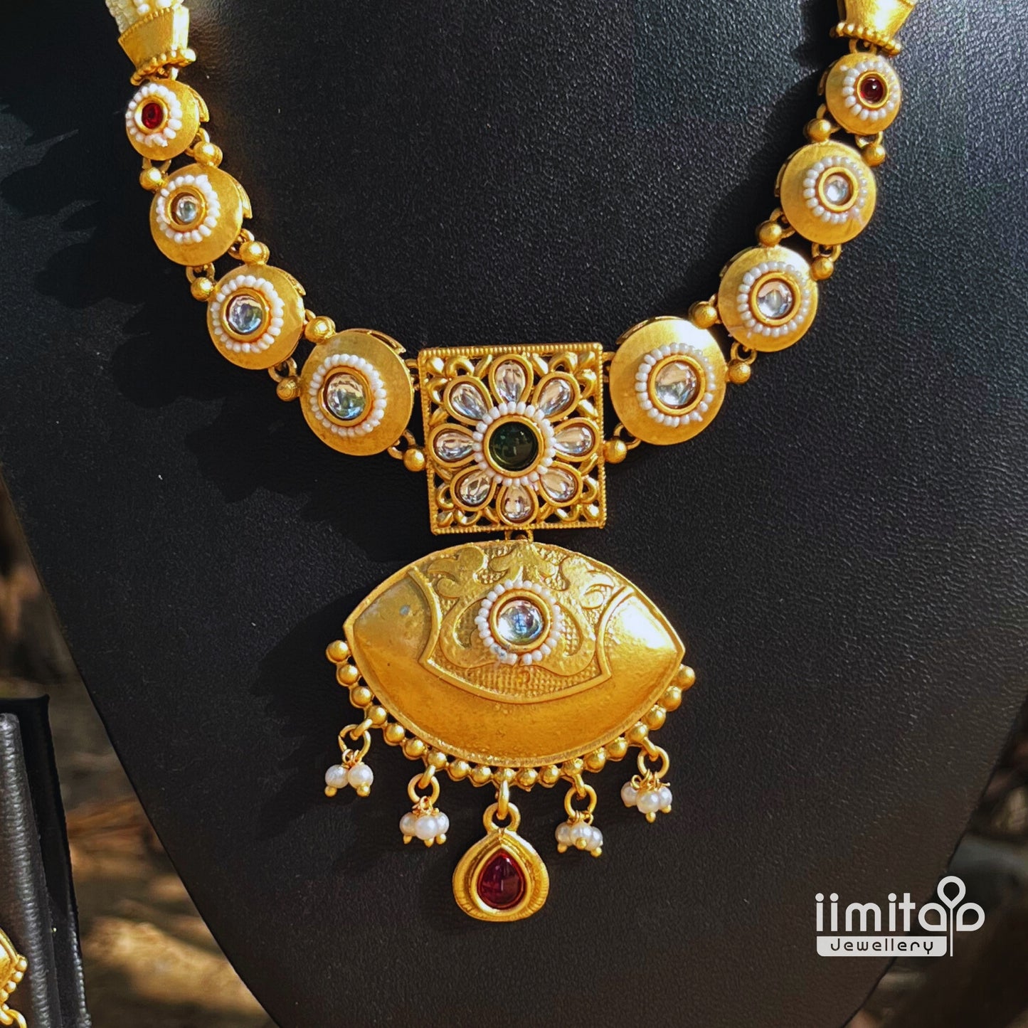 Antique Neckles Set IIMITA-ANT12