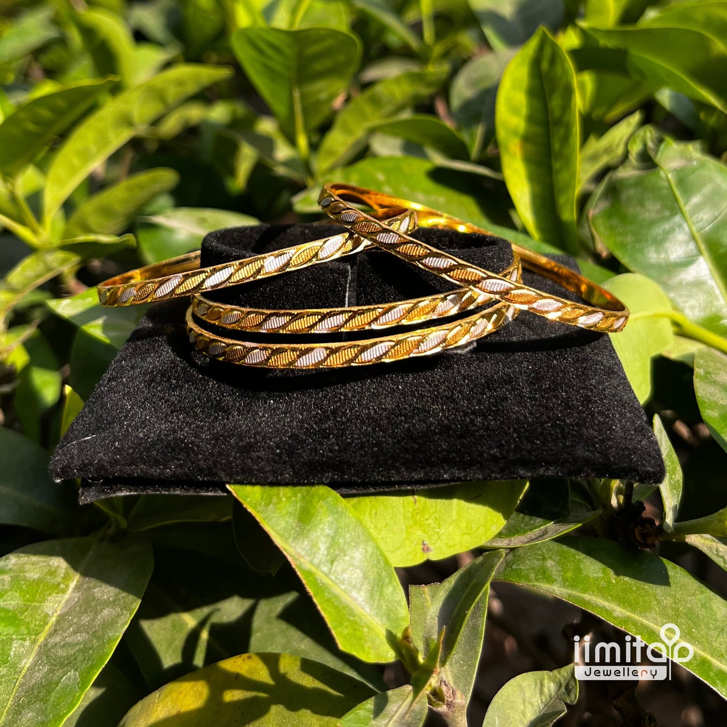 Antique Bangle IIMITA-ABN06