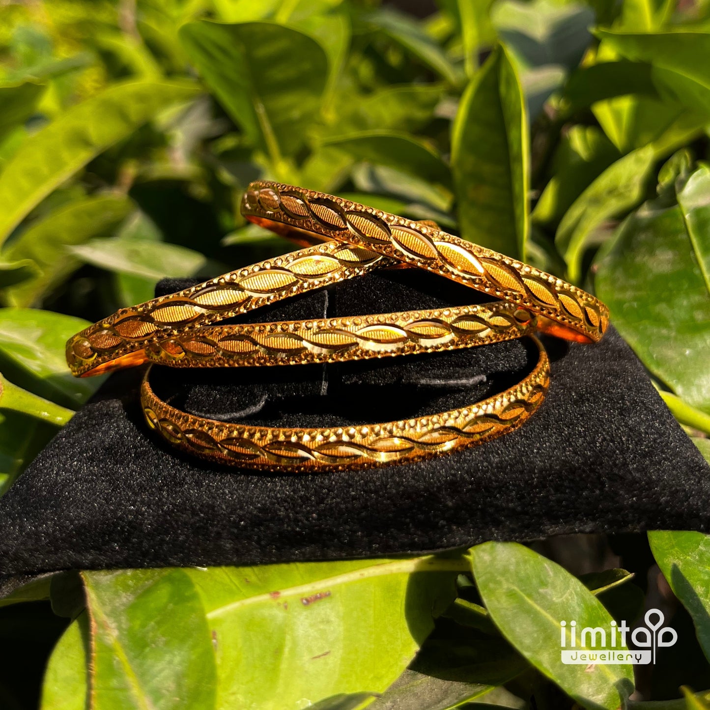 Antique Bangle IIMITA-ABN07