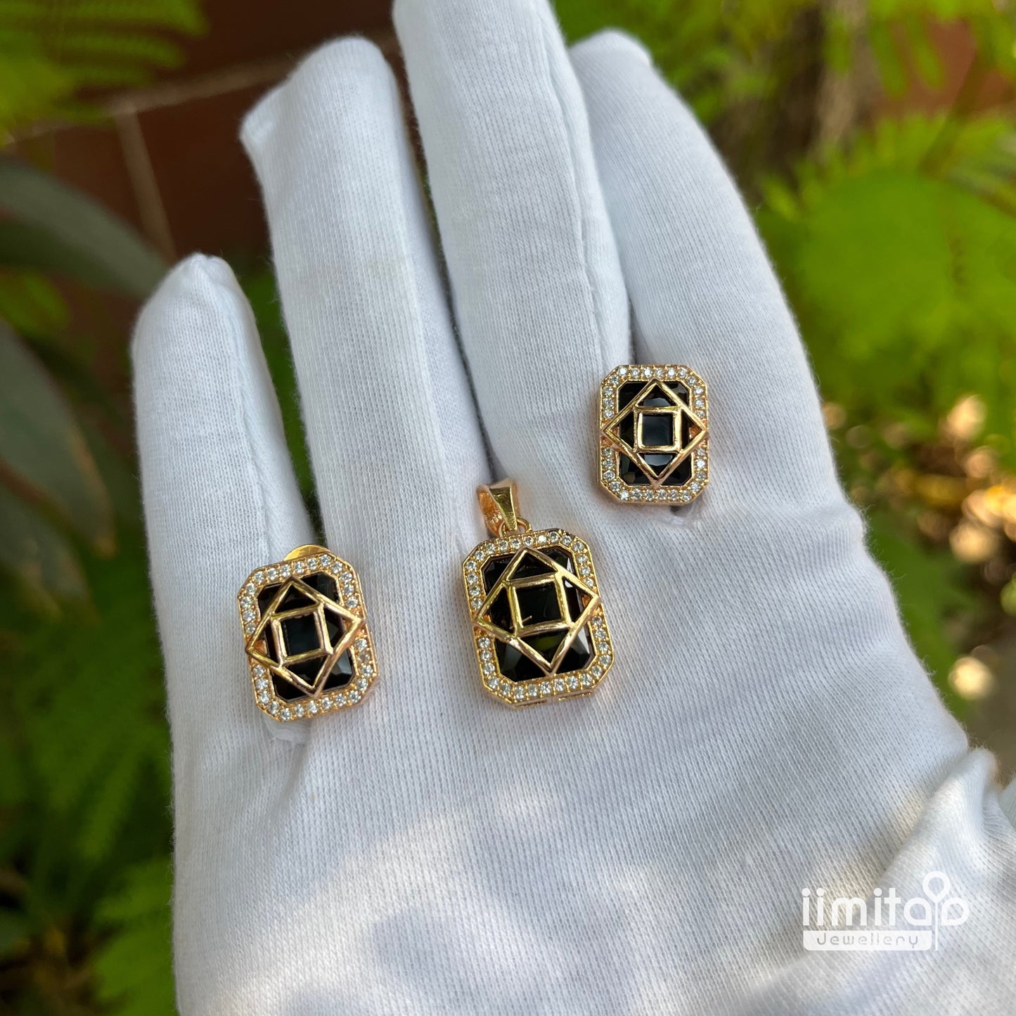 Zircon Pendant Earring IIMITA-PE1