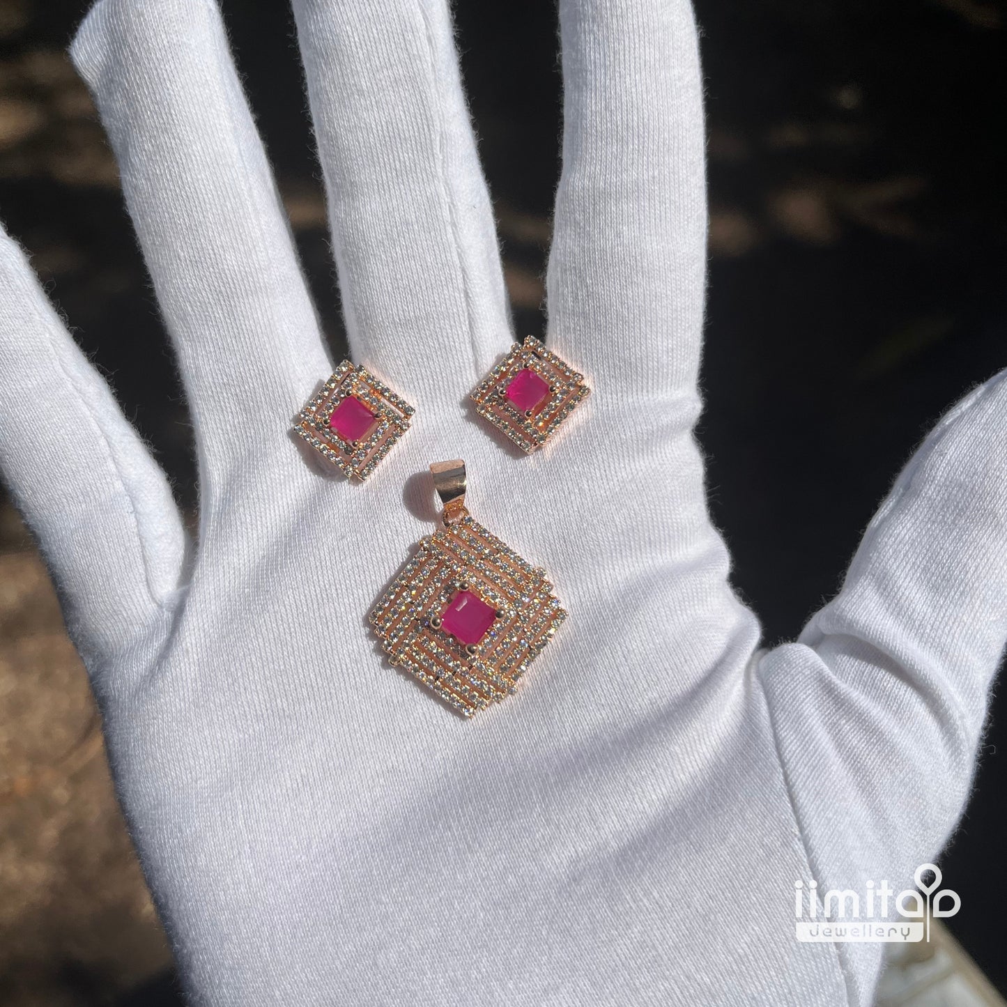 Zircon Pendant Earring IIMITA-PE10