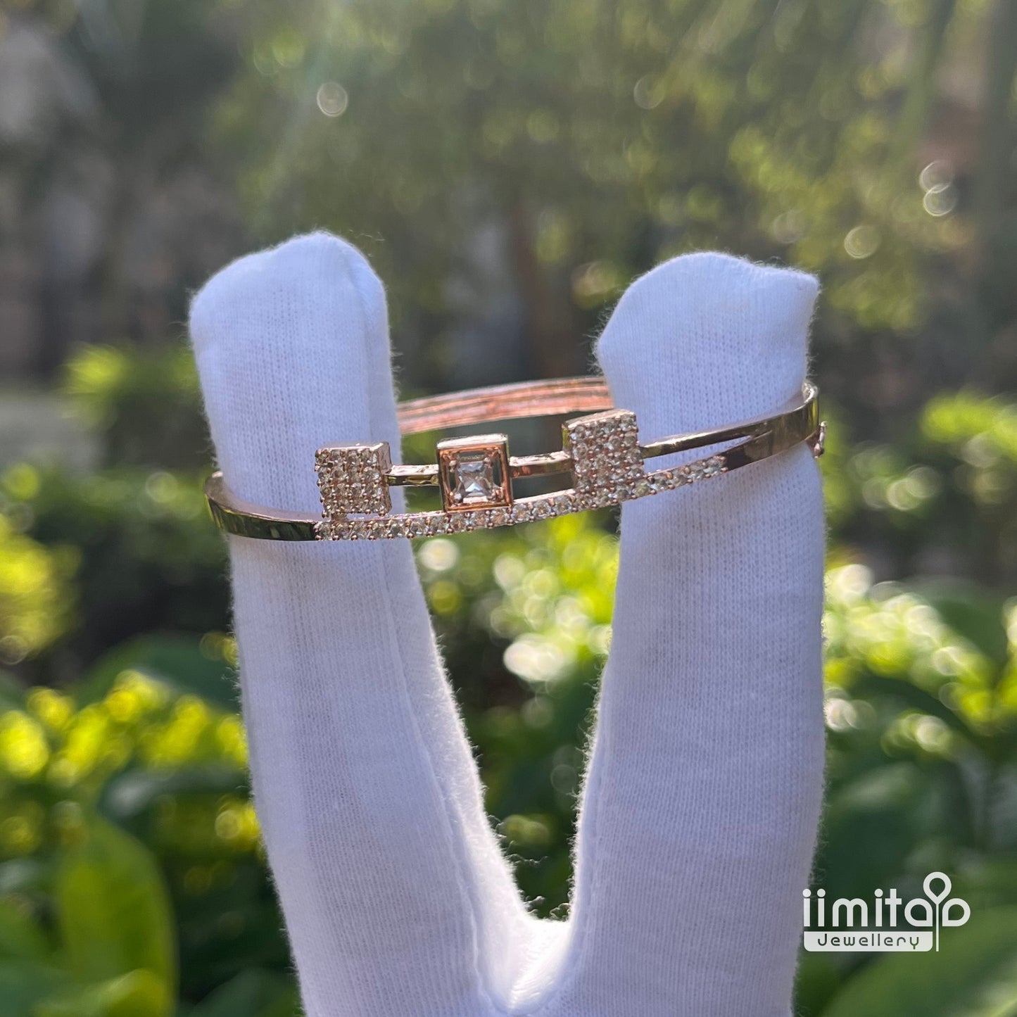 Zircon Kada IIMITA-K5