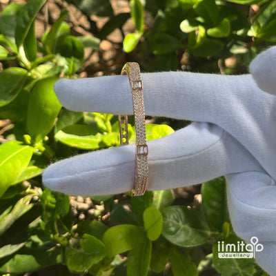 Zircon Kada IIMITA-K1