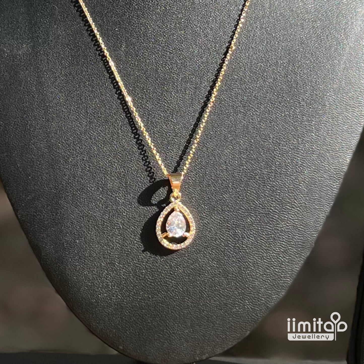 Pendant Set IIMITA-PSNN01