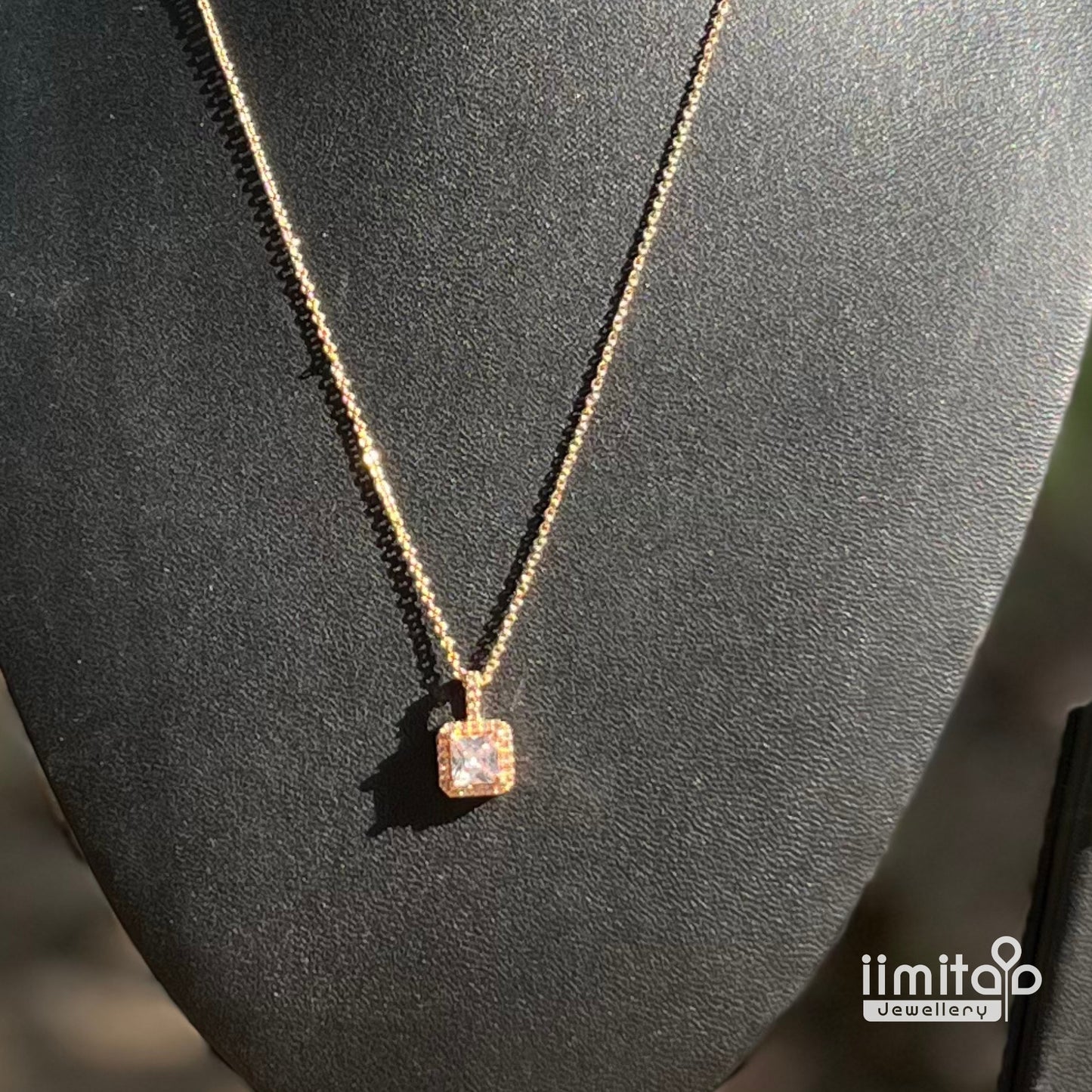 Pendant Set IIMITA-PSNN03